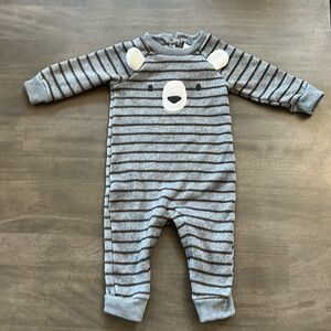 Just One You by Carter’s cozy bear sleeper size 6m
